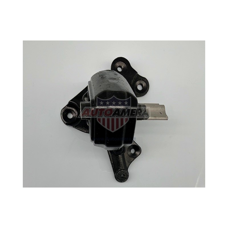 ENGINE MOUNT